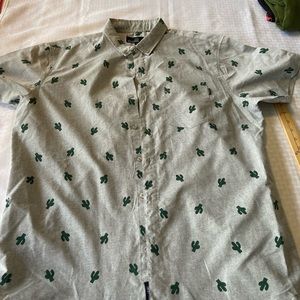 #32 Mens button down shirt